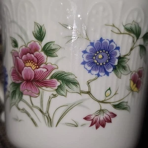 Neu Vintage Andrea von Sadek Teetasse & Untertasse Set "Frühlingsnacht" Blumen Goldrand - Bild 1 von 8