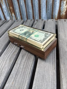WINDSOR INDUSTRIES MONEY DOLLAR BILL Transistor Radio In- Works - Picture 1 of 4