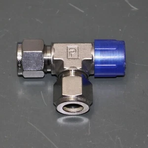 1/2 Tube x 1/2 MNPT x 1/2 Tube 316ss Male Run Tee Fitting Parker 8MRT8N-316 - Picture 1 of 3