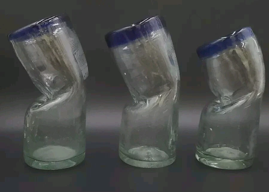 Vasos mexicanos de vidrio soplado a mano doblados borde azul cobalto de restaurante Rec. #F12 Foto 1 de 4
