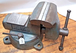 WILTON 746 Combination Vintage Bench Vise, Serrated 6" Jaws, Opens to 5", USA - Picture 1 of 13