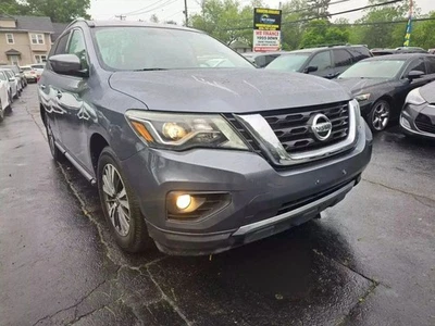 Nissan Pathfinder SV 2019 Foto 1 de 4