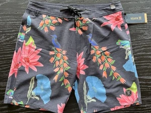 Roark Passage 18” Sierra Madre Boardshorts Dark Navy Uomo Taglia 31 Nuovo con etichette - Foto 1 di 11