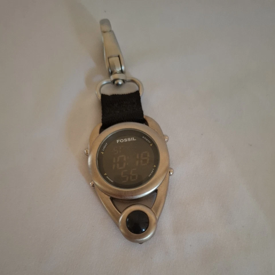 Reloj Bolsillo Digital Fossil Hombre Plata Rojo Alarma Cronógrafo A Presión Muy Raro Foto 1 de 4