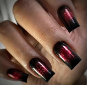 Set Unghie Balletto 24 Pezzi - Media Lunghezza Nero con Aura Rossa Finitura Lucida Unghie - Foto 1 di 5
