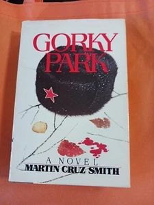 Gorky Park by Martin Cruz Smith, First Edition, 1981 HARDCOVER HCDJ BOOK - Picture 1 of 19