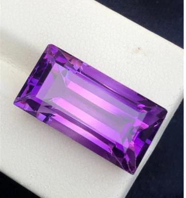 Piedra preciosa suelta certificada corte baguette amatista púrpura Brasil natural 10,59 quilates A+ Foto 1 de 4