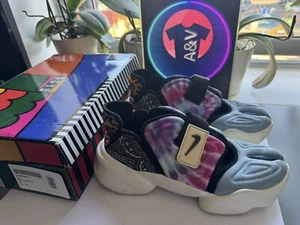Nike Aqua Rift Gel Tie Dye W - Sail, Black & Violet Star CW2624-101 UK8.5 - Foto 1 di 11