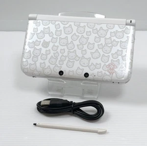 Nintendo 3DS XL LL Monster Hunter 4 Airou White Console Tested w/ Charging Cable - Picture 1 of 19