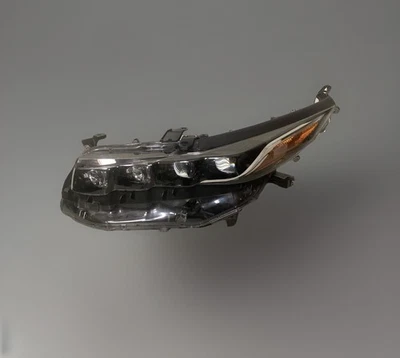 Faro izquierdo Toyota Prius Prime 2017 2018 2019-2022, cuatro LED usado carcasa OEM Foto 1 de 4