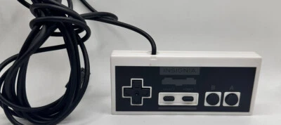Insignia NES Wired Controller 18LO4A - Image 1 of 2