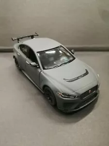 Jaguar Xe Sv Project 8 Mate Gris Kinsmart Modelo Coche 1/38 Scale Metal Fundido - Imagen 1 de 2