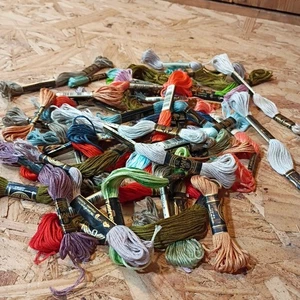 Lot Of (30) Vintage DMC strand linen floss hardanger/needlepoint/cross-stitch 02 - Picture 1 of 7