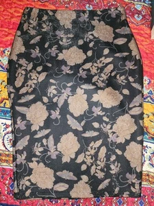 Eci New York Pencil Skirt Sz 8 Textured Floral Black - Picture 1 of 10