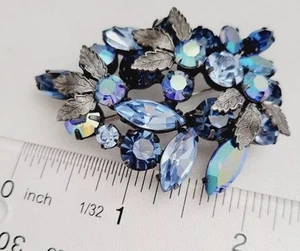 **Vintage Regency Light Blue & Sapphire Glass Rhinestone w Silver Metal Leafs** - Picture 1 of 13