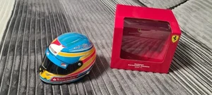 Fernando Alonso Ferrari F2012 Casco Fórmula 1 2012 1:2 SchuberthFernando Alons - Foto 1 di 8