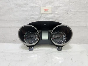 2011 Jeep Grand Cherokee Speedometer Instrument Cluster Panel Gauge OEM - Picture 1 of 6
