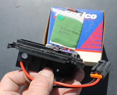NOS GM / ACDelco 89019101, HVAC Blower Motor Resistor, 1996-2005 (89018643) - Image 1 of 4