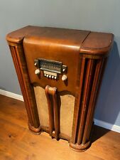 Zenith Upright Antique Radio--1940's-Wavemagnet