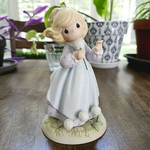 Precious Moments® 2001 ""Nearer to the Heart of God"" Figur #890731 - Bild 1 von 15