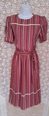 Vestido Lizzy & Johnny By Lucero 12 Malva Rayas Cintura Elástica Manga Corta De Colección Foto 1 de 4