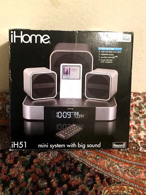iHome iH51 2.1 Micro System with Dual Alarm Clock Radio for iPod (Silver) - Image 1 of 4