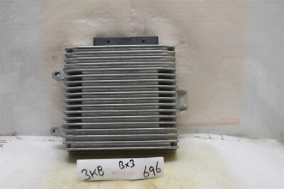 2011-2015 Audi TT Amplifier Trunk Mounted 8J0035223F Module 696 3K8-B3 - Image 1 of 4