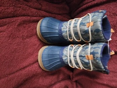 Zapatos para todo clima Oshkosh Bgosh nuevos Foto 1 de 3