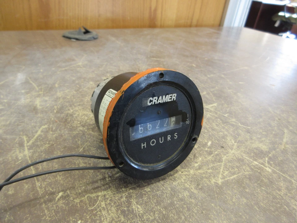Cramer Hour Meter 113GH200-D 115V 60Hz Used - Image 1 of 4