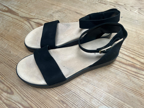 Sandali donna Clarks neri con cinturino alla caviglia taglia UK 5 5