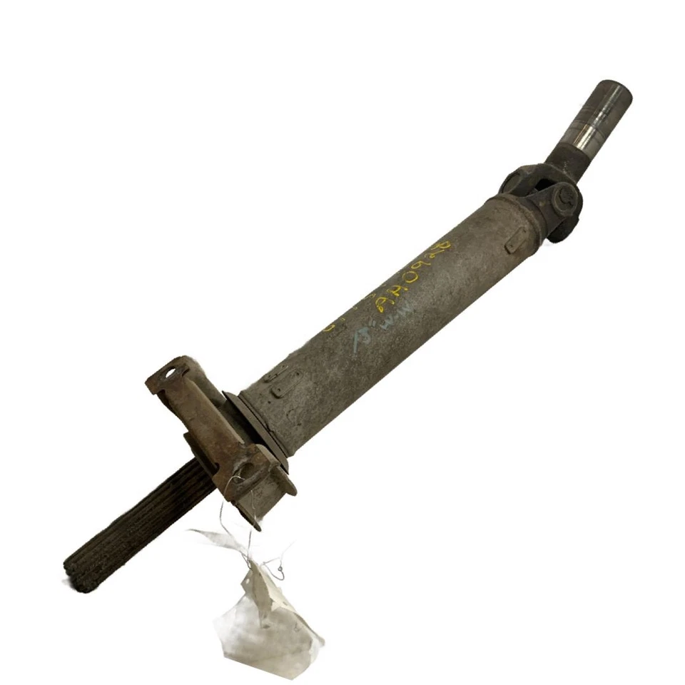 1973-1977 Ford F100 Pick Up Rear Drive Shaft D3TZ4817AE 13 WW Front1/2Only 02125 - Image 1 of 4