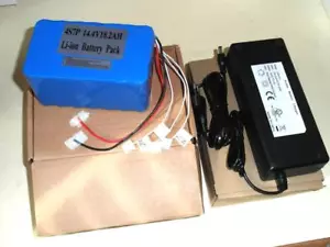 Leistungsakku Li-ion 14.8V18,2Ah inkl. Ladegerät, geeignet für Platinen Rechner - Bild 1 von 1