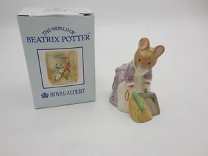 Vintage Royal Albert The World of Beatrix Potter Hunca Munca Sweeping w/box - Picture 1 of 8