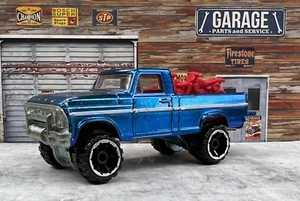 🇺🇸Hot Wheels Classics Series 5  Texas Drive ‘Em Blue w Red Bikes LOOSE🇺🇸 - Picture 1 of 7