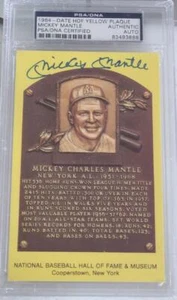MICKEY MANTLE SIGNED HALL OF FAME GOLD PLAQUE POSTCARD YANKEES PSA DNA - Picture 1 of 2