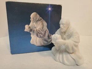 Avon Nativity Collectibles The Magi Melchior 1982 White Porcelain Figurine NIB - Picture 1 of 4