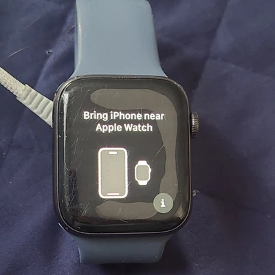 Apple Watch Series 5 (2019) Used Condition Smartwatch - Image 1 of 4