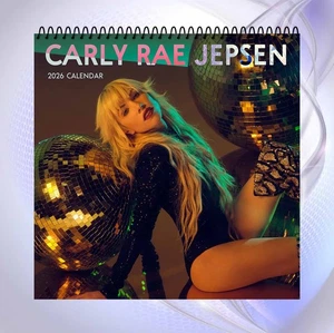 Carly Rae Jepsen 2026 Kalender, Sparkling Disco Glam Wandbild Geschenk - Bild 1 von 6