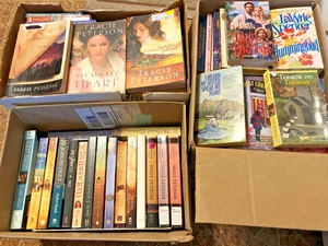 105 Romance Trade Softside Paperback Books Mixed Authors & Titles Lot - Picture 1 of 22