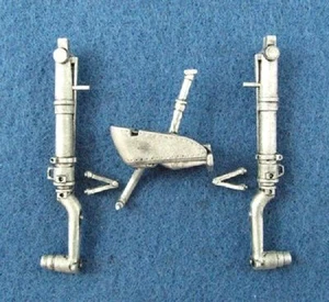 P-47 Thunderbolt Landing Gear For 1/32nd Scale Trumpeter Model SAC 32041 - Picture 1 of 2