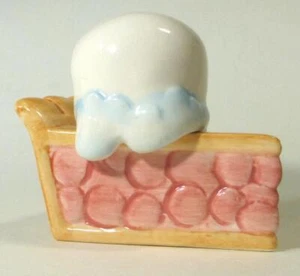 Cherry Pie Slice a la Mode Ice Cream Scoop Salt & Pepper Shakers Ceramic - Picture 1 of 6
