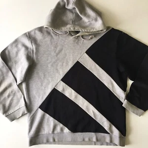Adidas Grey Black Medium Pullover Hooded Men's Long Sleeve Sweater 0014 - Picture 1 of 11