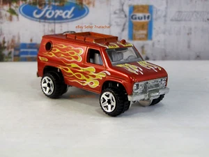 Ford Econoline 1975-1991 furgoneta de conversión tercera generación clásica escala 1/64 modelo B1 - Imagen 1 de 9