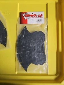 Traxxas 6431 XO-1 Splitter Mount - Picture 1 of 1