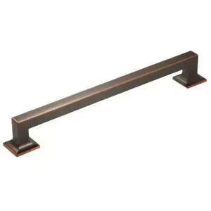 Tirador de electrodoméstico de estudio de bronce frotado con aceite de 13", mango cuadrado, nogal americano P3016-OBH - Imagen 1 de 2