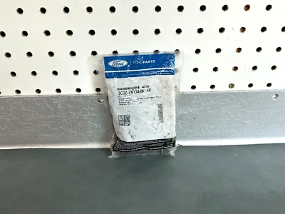 Ford OEM NOS 3C3Z-7N134-BA Transmission Pump Bolt 2003-2016 F-250 Super Duty 6.0 - Image 1 of 3