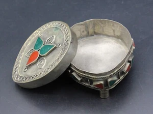 Afghan Alpaka Colorful Box, Ethnic Tribal Enamel Box, Pills Box, Treasures Box, - Picture 1 of 9