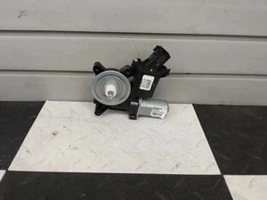 2015-2020 CHEVY SILVERADO 2500HD FRONT LEFT DRIVER DOOR WINDOW MOTOR OEM - Picture 1 of 1