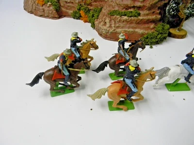 5Britains Deetail 7th cavalry  Plastic 1/32 (Aug. Listing) - Image 1 of 4