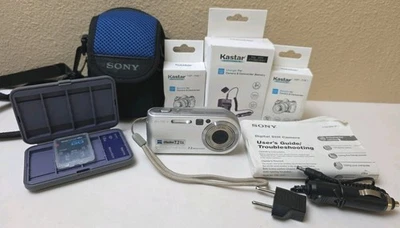 Sony Cyber-shot DSC-P200 7.2MP Digital Camera Silver Manual and Extras Tested - Image 1 of 4
